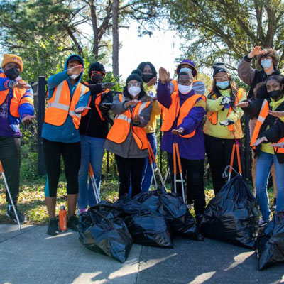 A group of student volunteers for Martin Luther King Day of service.