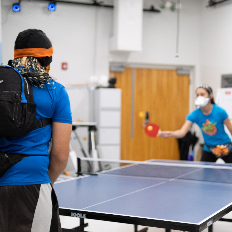 Playing sports against robotic opponents makes our brains work harder
