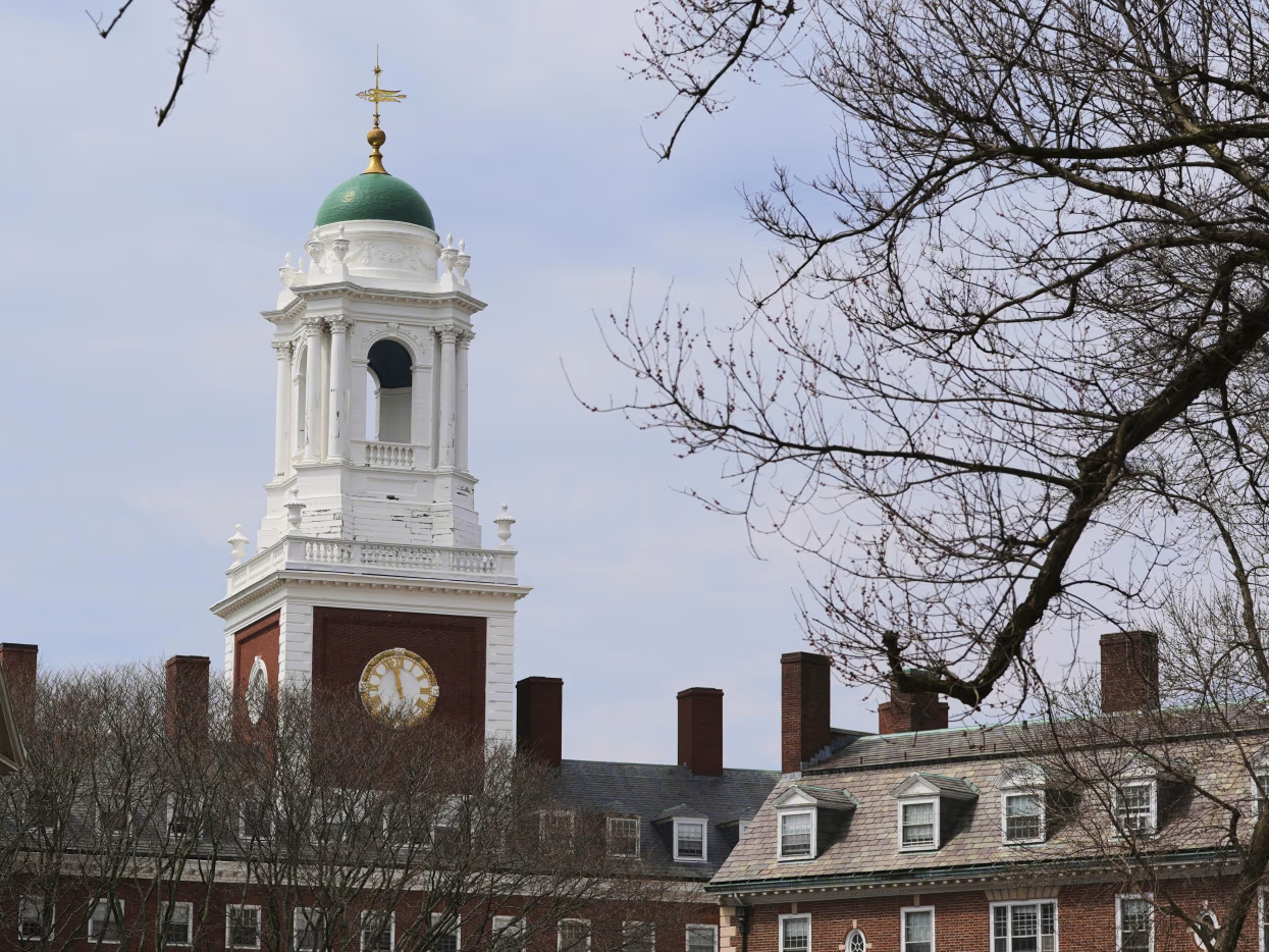 Harvard University’s Eliot House, April 15, 2025. PHOTO: CHARLES KRUPA/ASSOCIATED PRESS