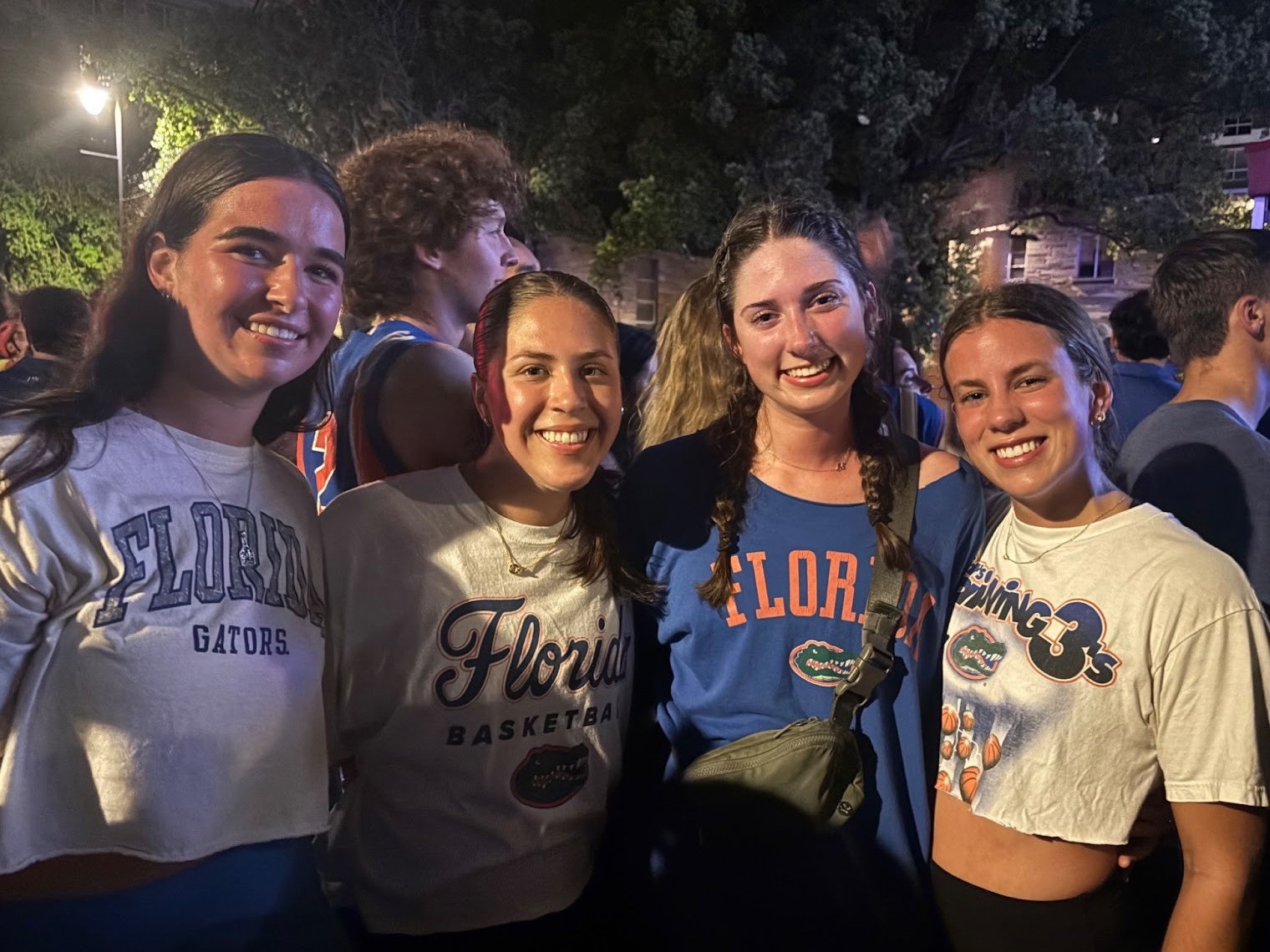 Isabel Bequer with friends after the championship